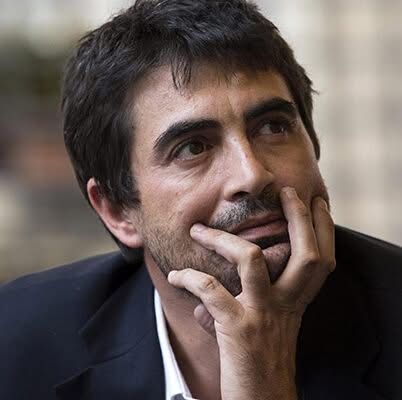 In piazza nonostante la paura - UmbriaLeft